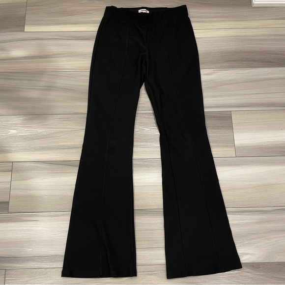 GARAGE Fit and Flare Pull-On Pants with Stretch and Seam Detail Size Medium - Picture 2 of 14